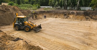 Разработка котлована Мончегорск, цена от 315 руб./м3.